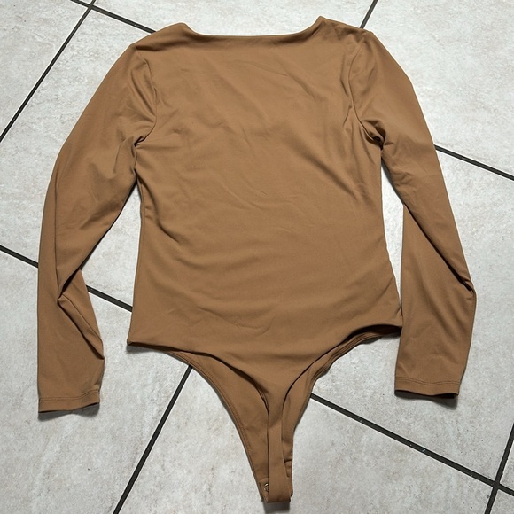 Nuuds‎ Long Sleeve Scoop Neck Bodysuit - Picture 6 of 8
